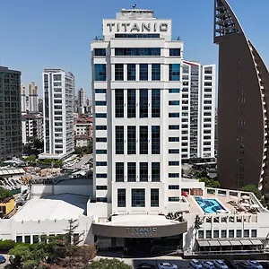 Hotel Titanic Business Kartal, Istanbul